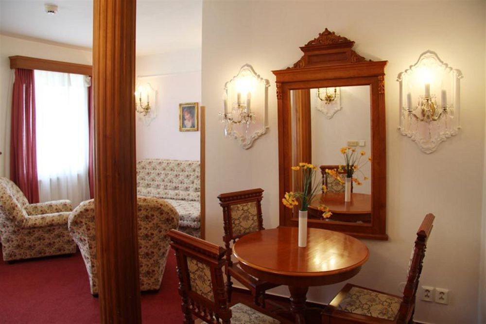 Vysehrad Hotel
